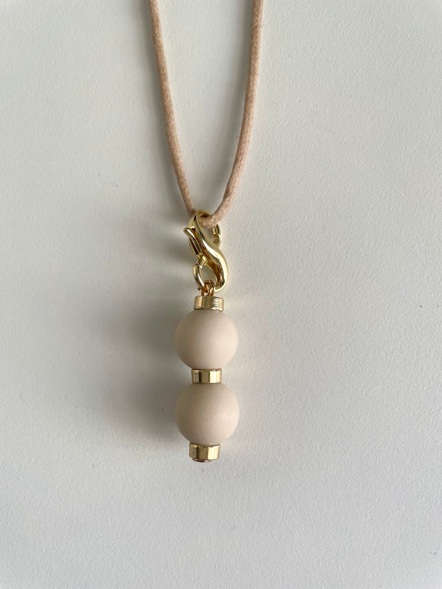Fossil stone - Presence/Tinker Beads - Transformation