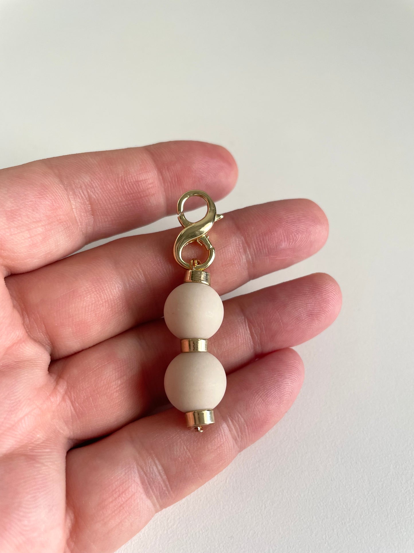 Fossil stone - Presence/Tinker Beads - Transformation