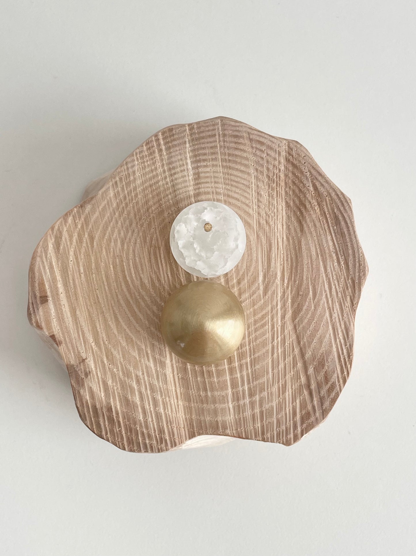 Intention Display Set  - Rough-cut
