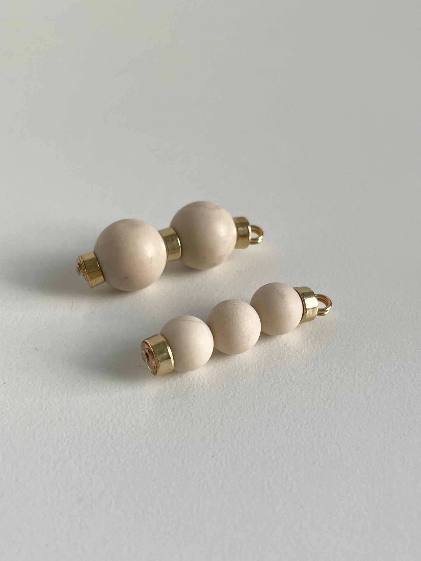 Fossil stone - Presence/Tinker Beads - Transformation